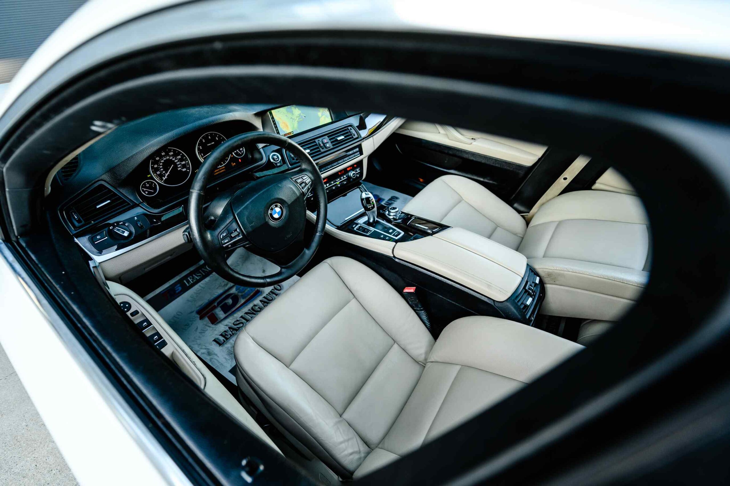 BMW Seria 5 F10 528i X-Drive