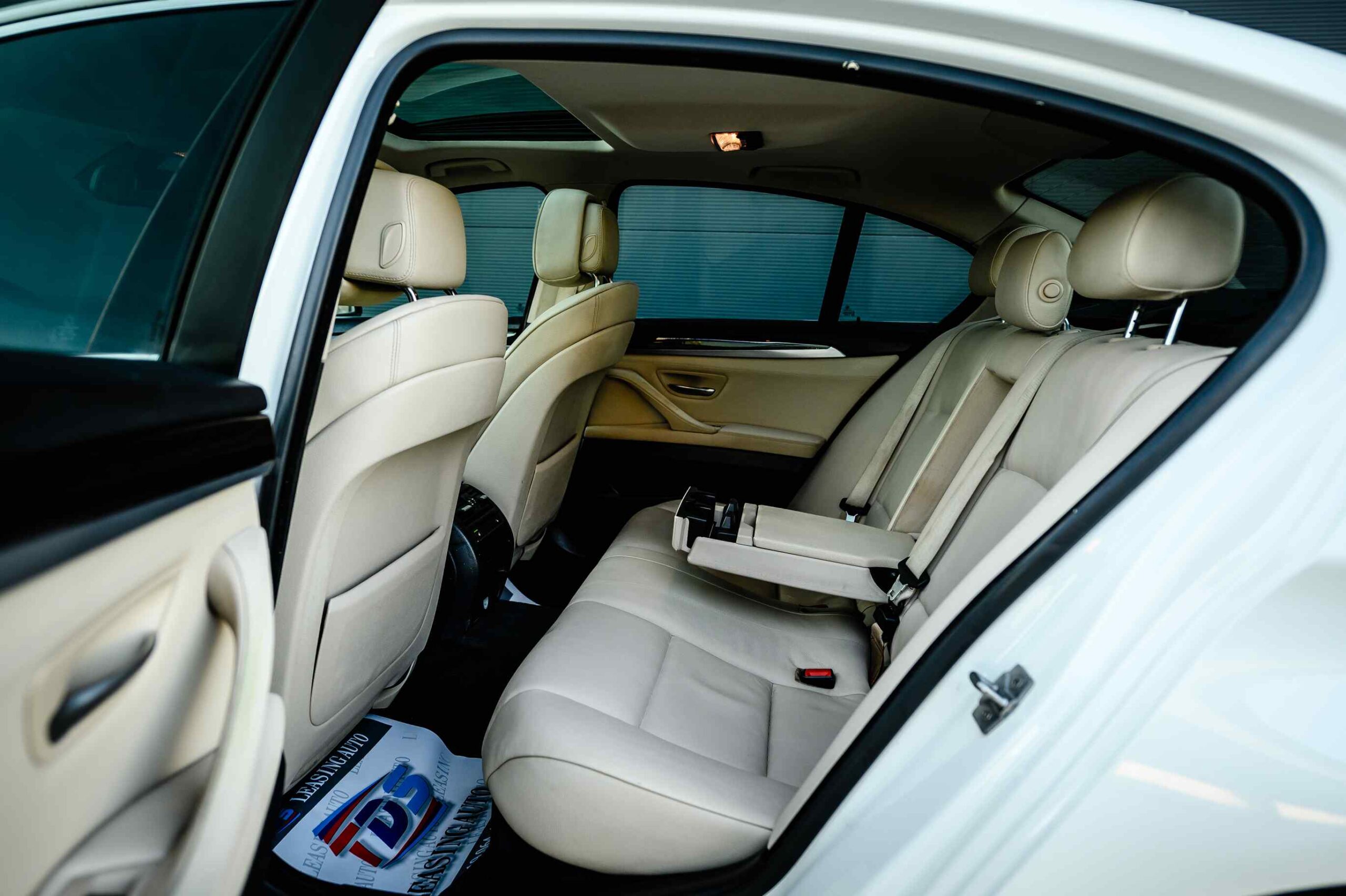 BMW Seria 5 F10 528i X-Drive