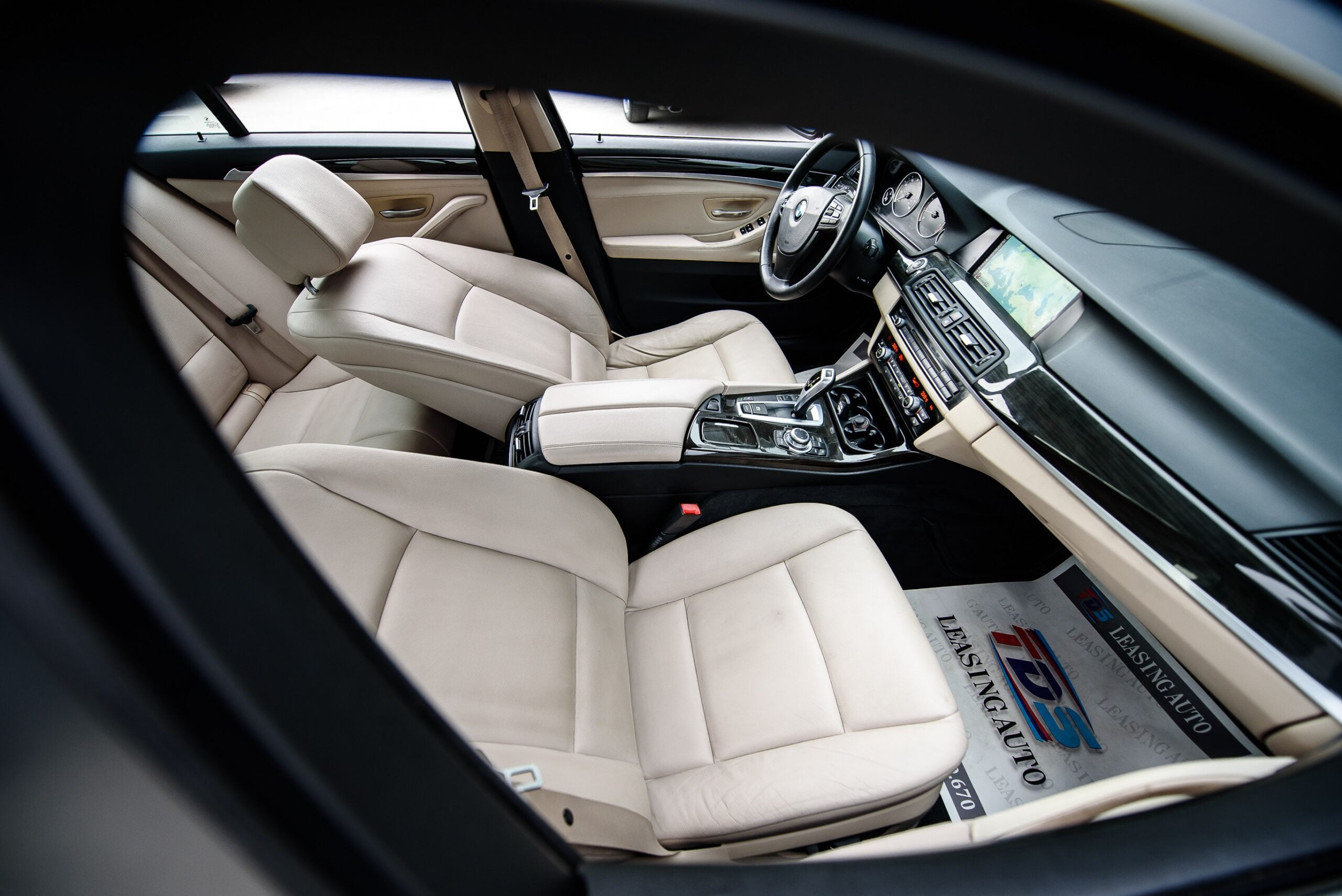 BMW Seria 5 F10 528i