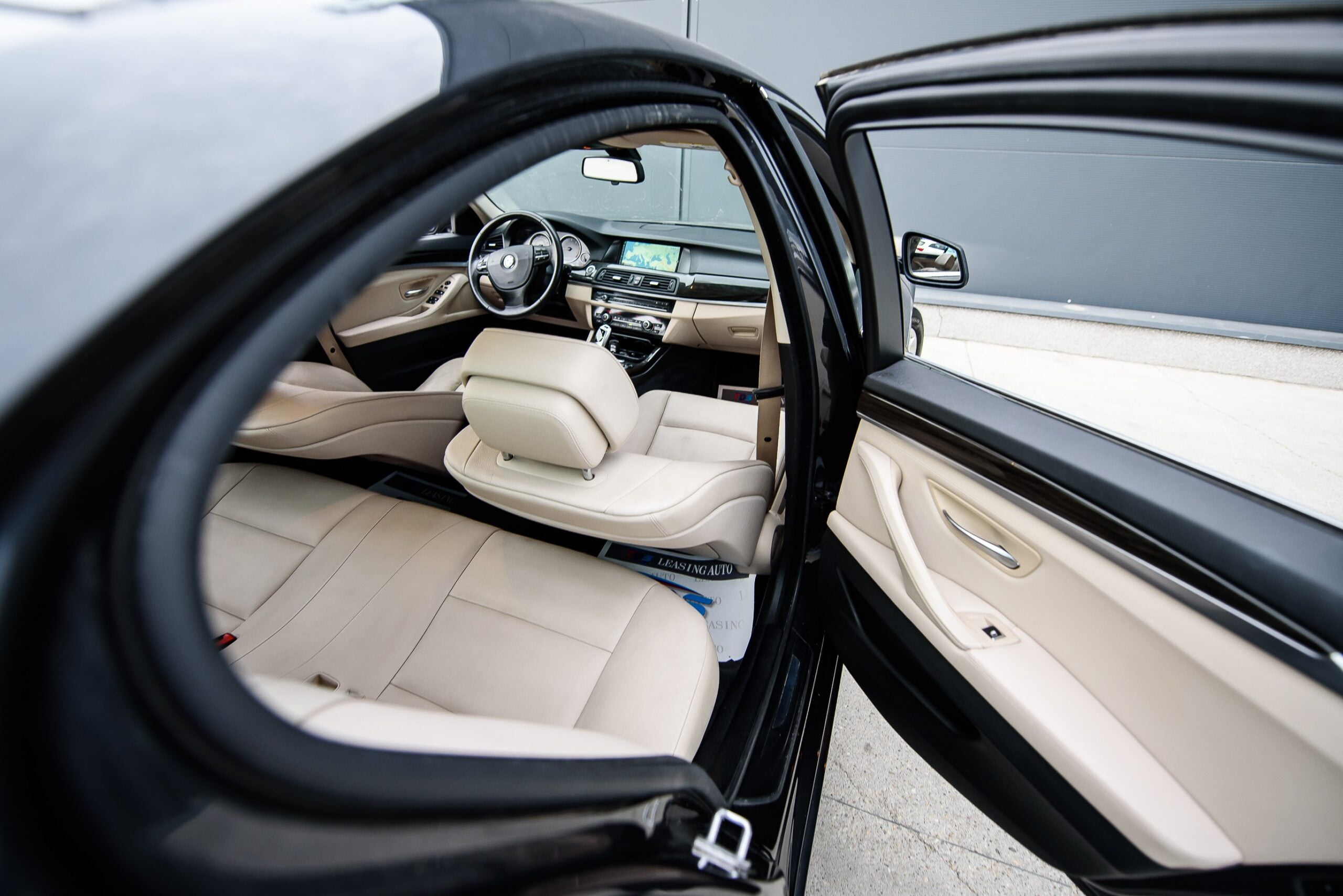 BMW Seria 5 F10 528i