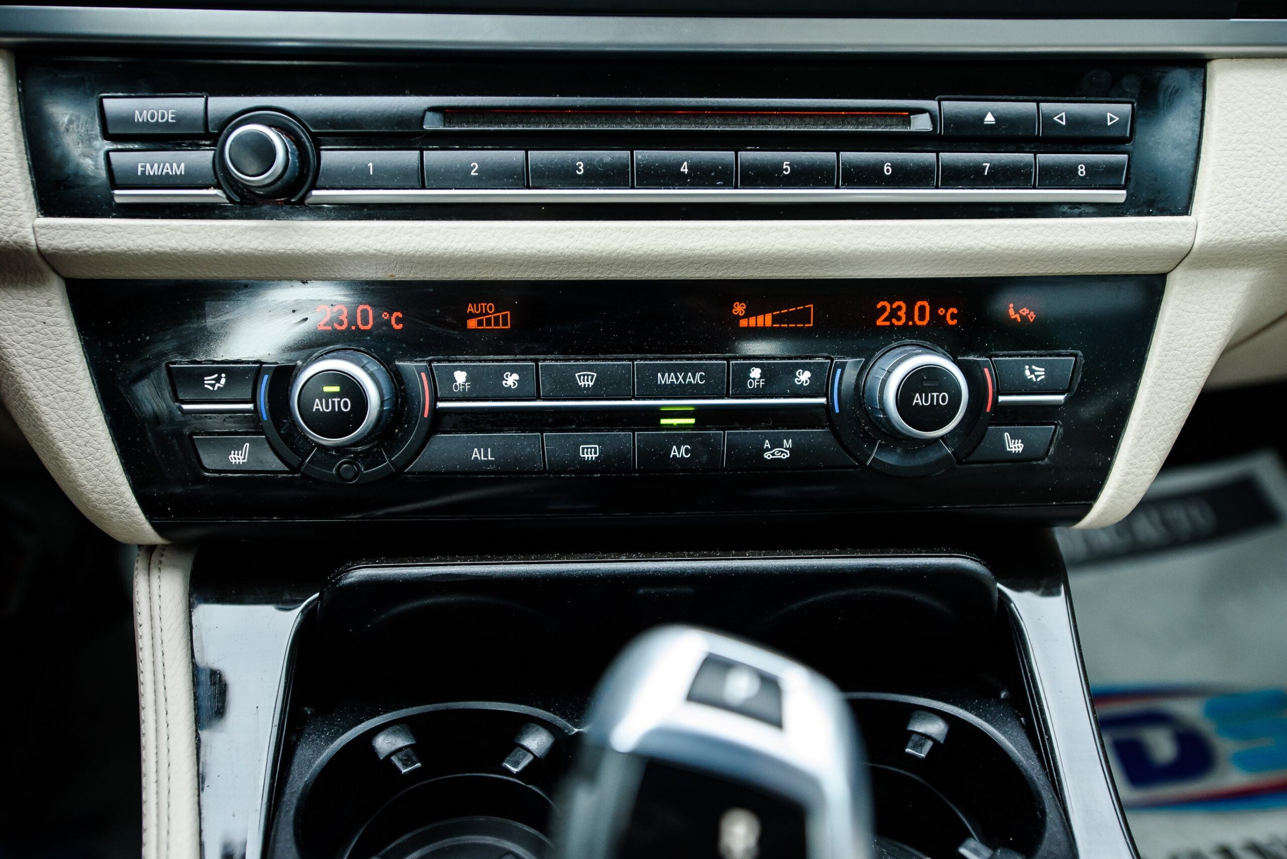 BMW Seria 5 F10 528i