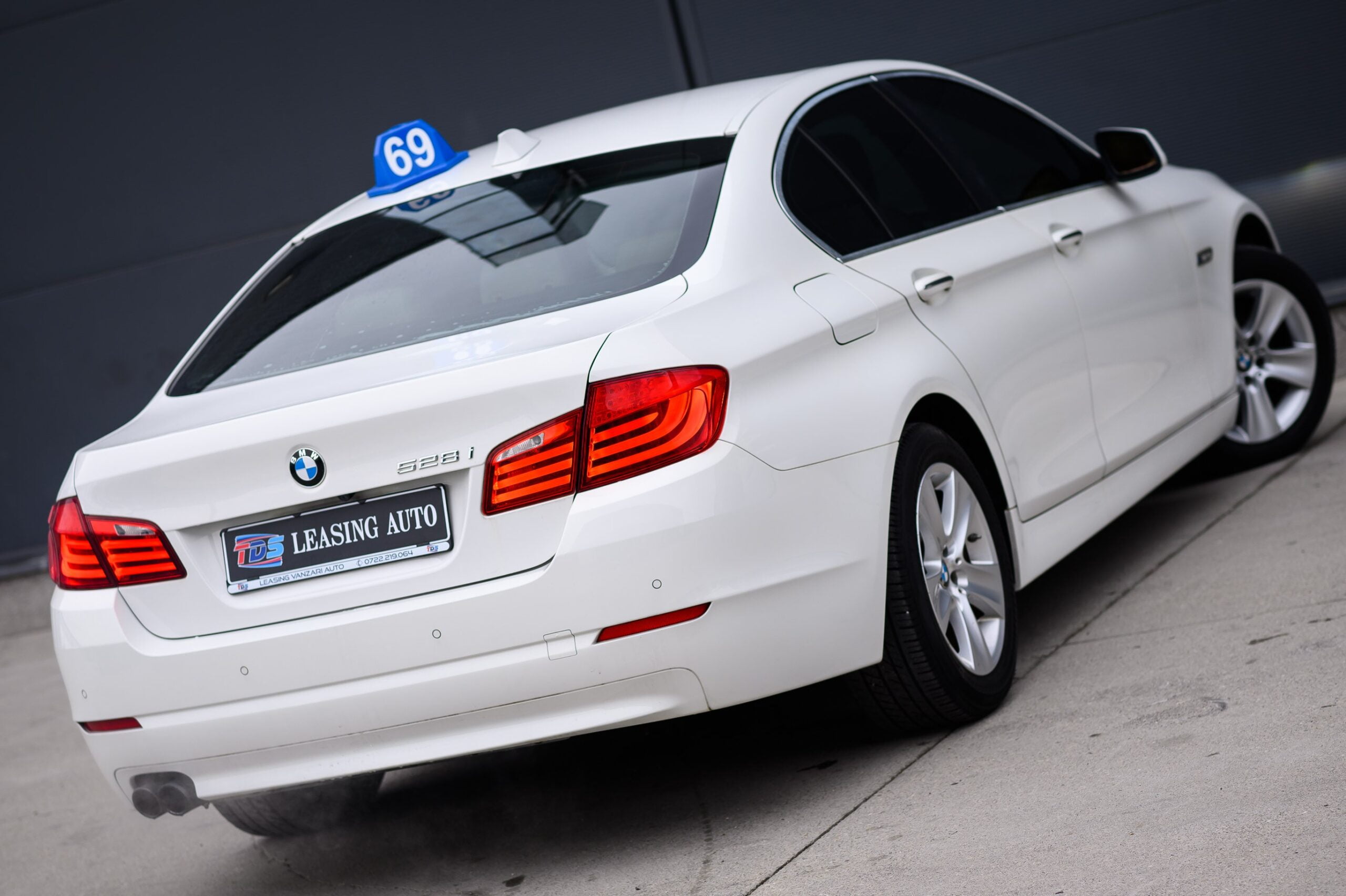 BMW Seria 5 F10 528i