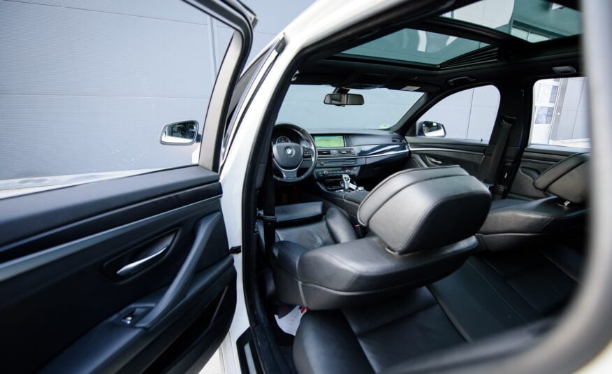 BMW Seria 5 F10 525d X-Drive Touring