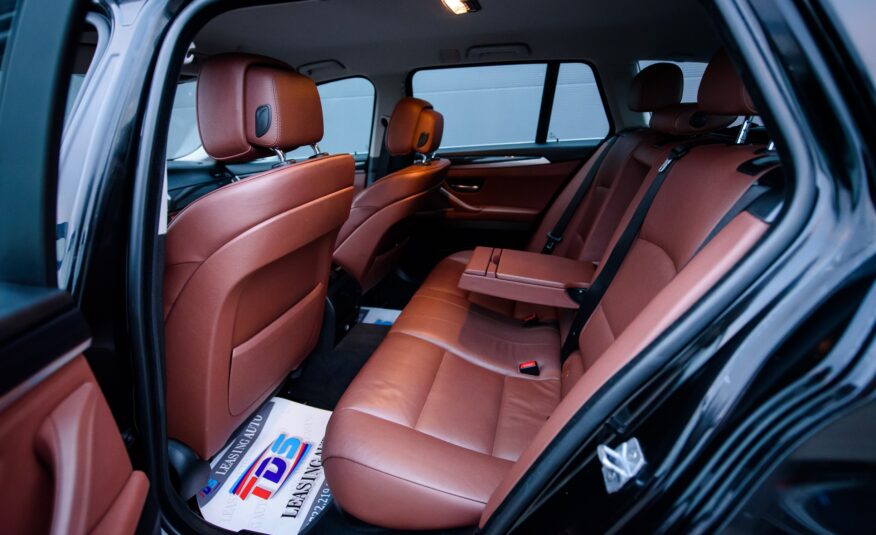 BMW Seria 5 F10 525d X-Drive Touring