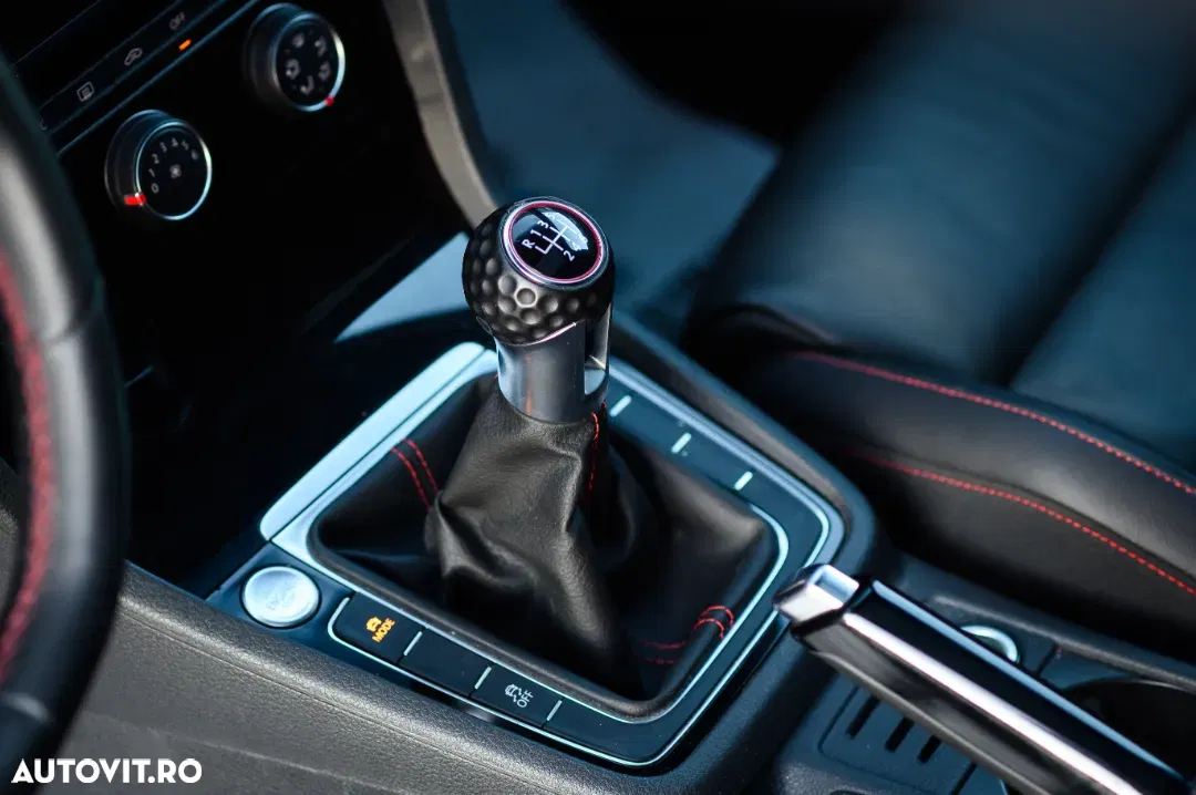 Volkswagen Golf GTI (BlueMotion Technology)