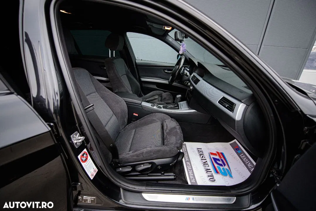 BMW Seria 3 320d X-Drive Touring