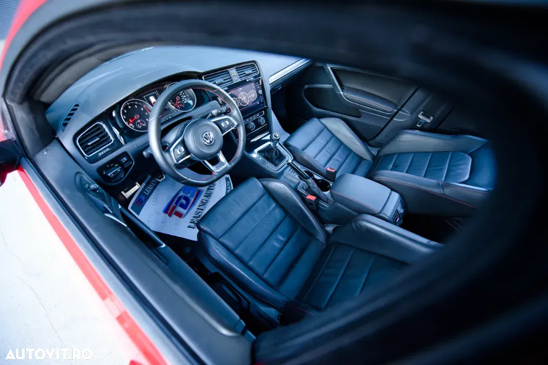 Volkswagen Golf GTI (BlueMotion Technology)