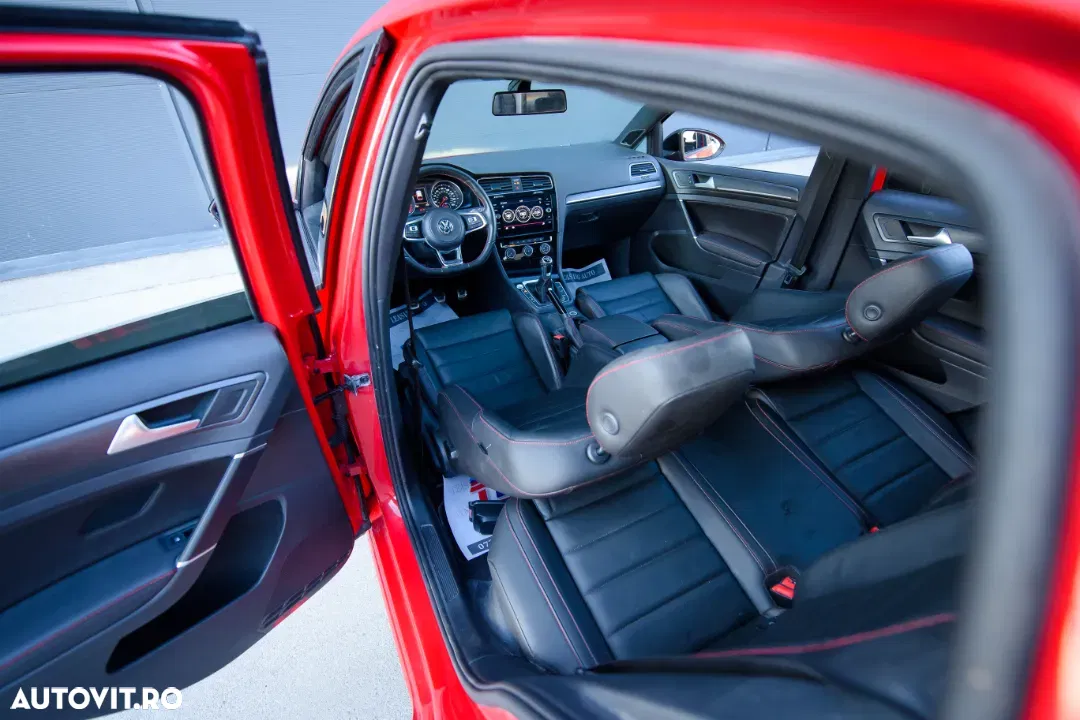 Volkswagen Golf GTI (BlueMotion Technology)