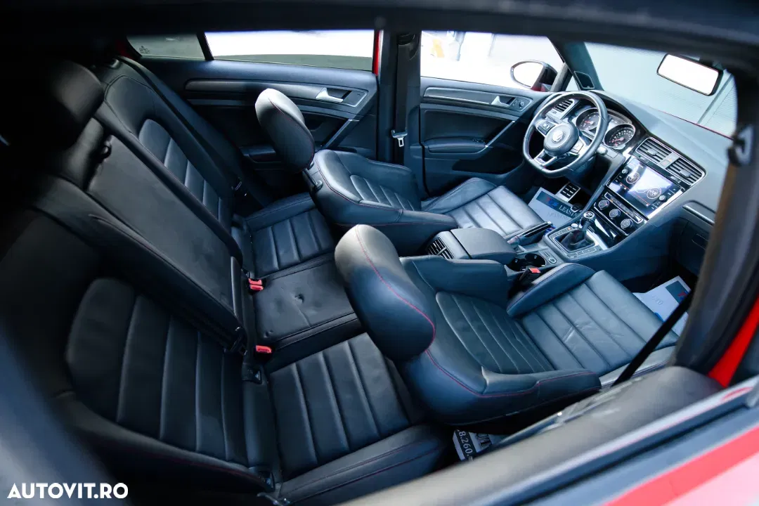 Volkswagen Golf GTI (BlueMotion Technology)