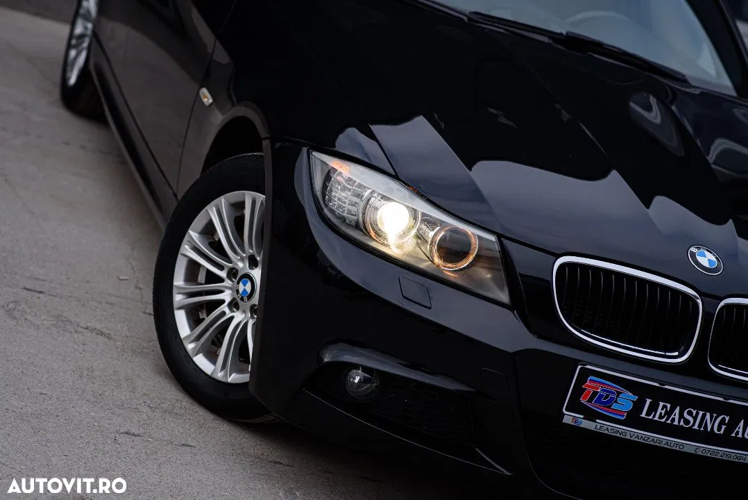 BMW Seria 3 320d X-Drive Touring