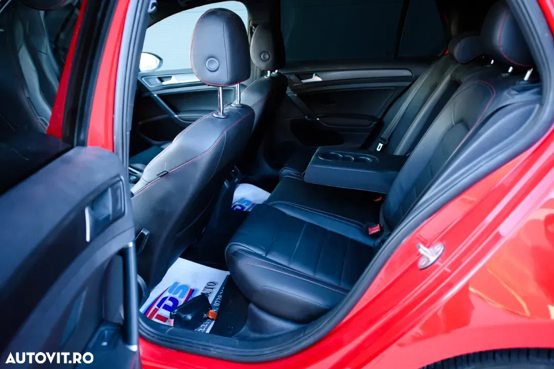 Volkswagen Golf GTI (BlueMotion Technology)