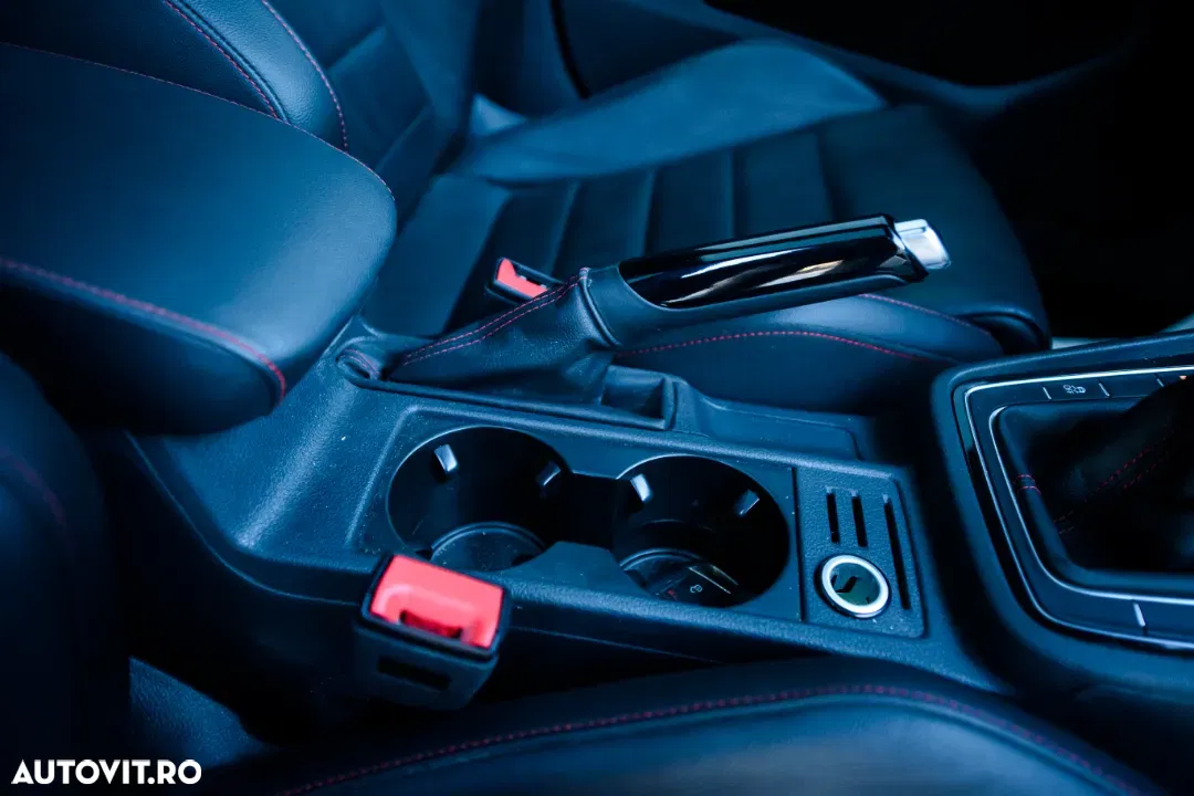Volkswagen Golf GTI (BlueMotion Technology)