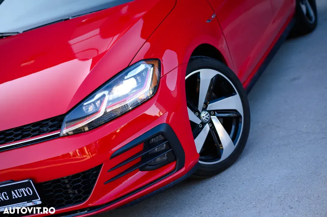 Volkswagen Golf GTI (BlueMotion Technology)