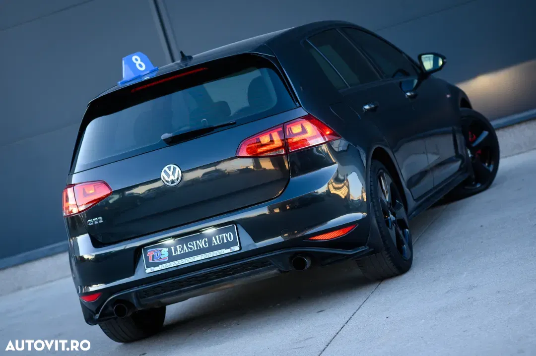 Volkswagen Golf GTI
