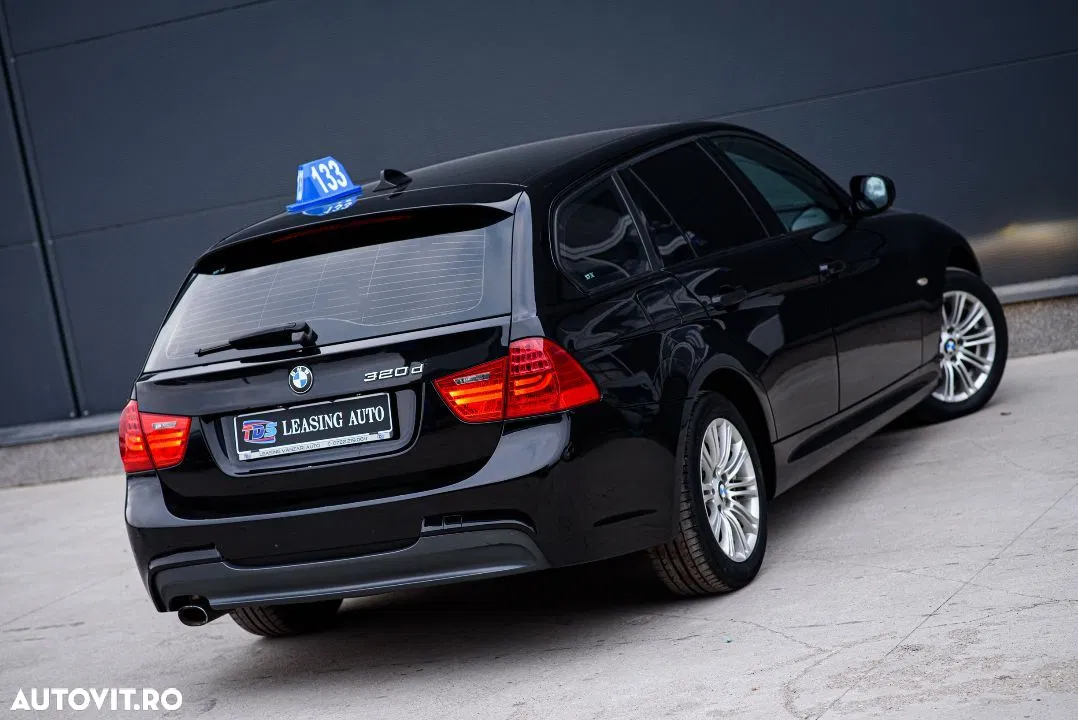 BMW Seria 3 320d X-Drive Touring