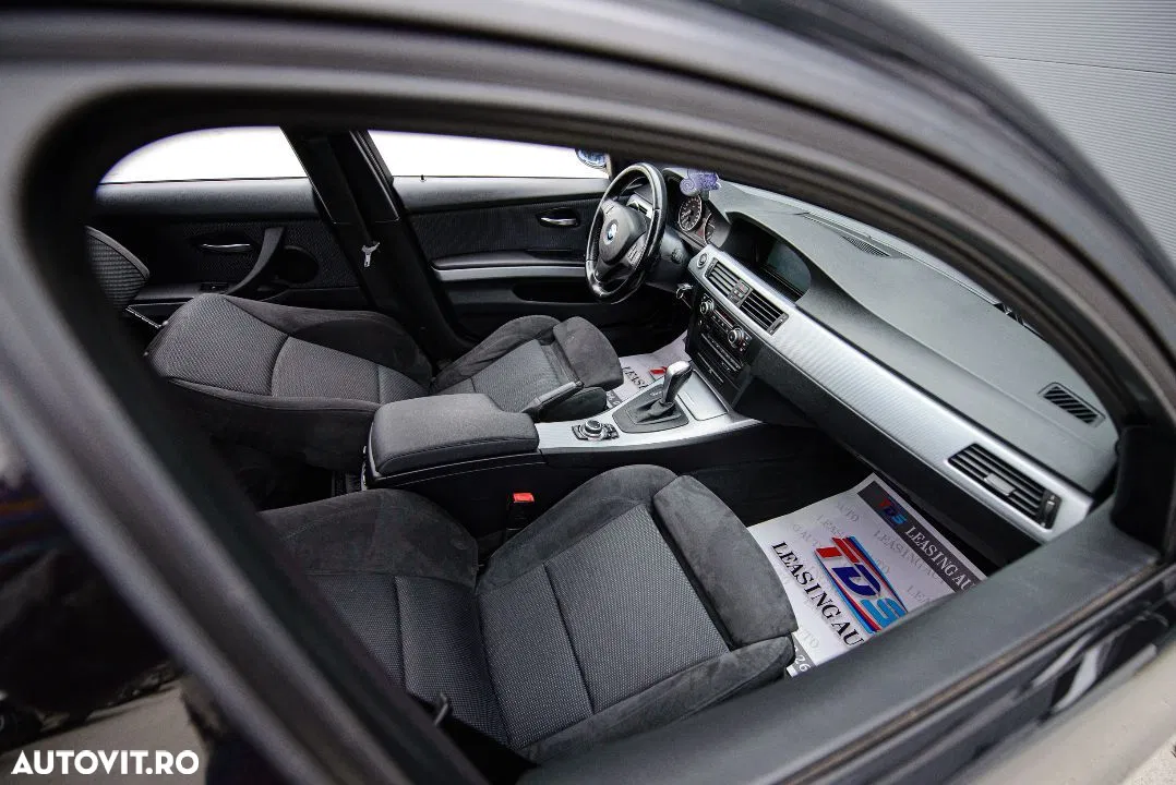 BMW Seria 3 320d X-Drive Touring