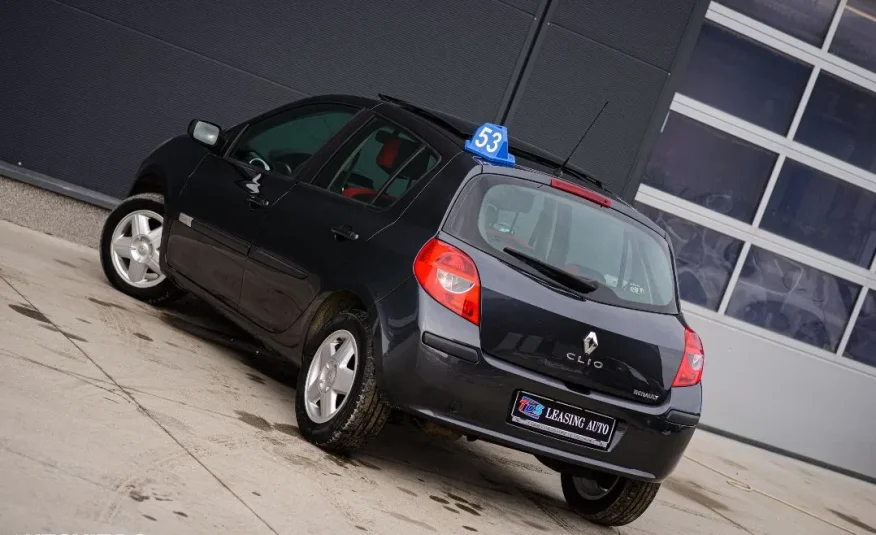 Renault Clio 1.6 16v